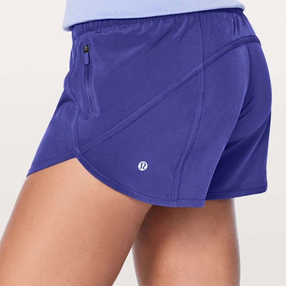 Lululemon Tracker Short V 4” Stony Grape